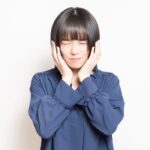 歯が痛い女性