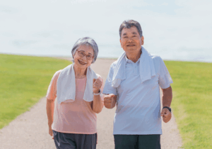 運動する老夫婦