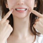 綺麗な歯並びの女性